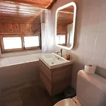 Lejlighed Le Hameau-7 By Interhome Les Collons
